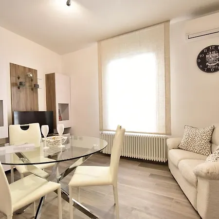 Apartment Andrea Luxury - D'azeglio *