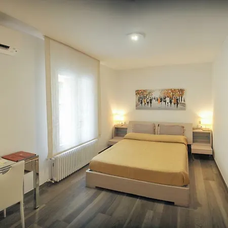 Andrea Luxury - D'azeglio Apartment